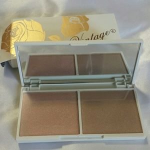 NIB. Vintage Cosmetics Highlighter Duo